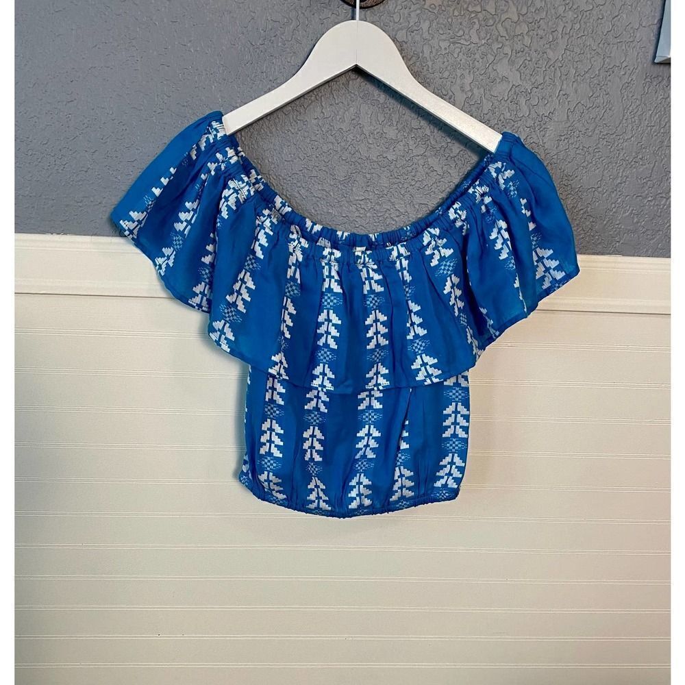 Elan Blue Ruffle Top Short Sleeve Peasant Style Blouse Size Medium NWT